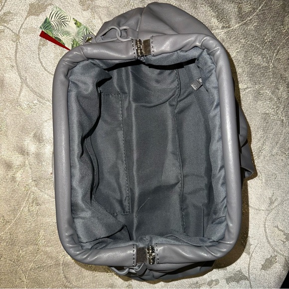 Badgley Mischka Clutch Shoulder Purse - Gray - Wrapped Frame Clutch NWT $129 - Picture 5 of 7